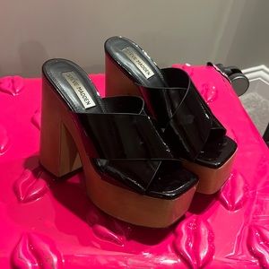 Steve Madden chunky sandal size 6! Worn once!